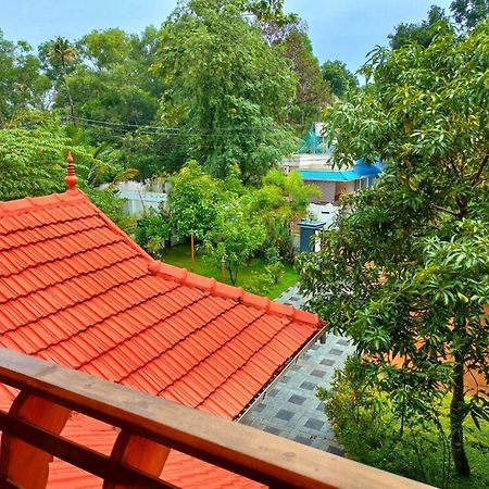 Telma Beach Homestay Mararikulam Eksteriør bilde