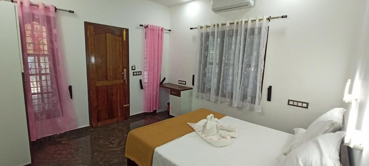 Telma Beach Homestay Mararikulam Eksteriør bilde